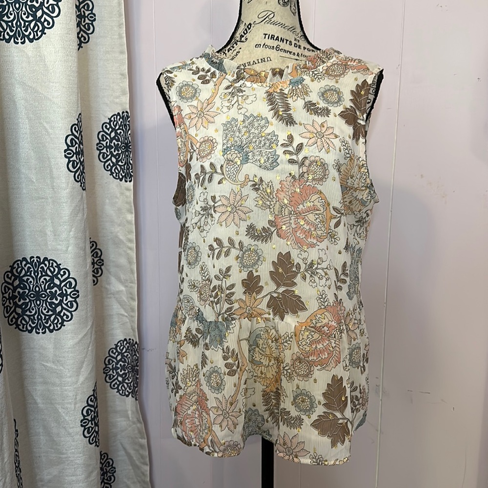 Loft sleeveless blouse